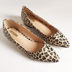 mark. Animal Print Pointy Toe Flats Size 6